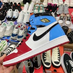 Meet your Posher, Christian